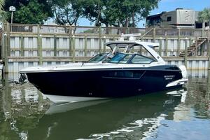 Mia Victoria 38ft Monterey Yacht For Sale