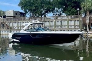 Mia Victoria 38ft Monterey Yacht For Sale