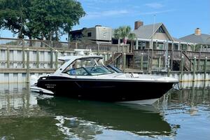 Mia Victoria 38ft Monterey Yacht For Sale