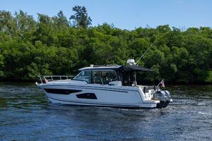 Sea Scape 34ft Jeanneau Yacht For Sale