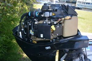 13ft Boston Whaler Yacht For Sale