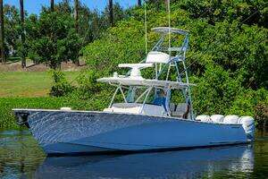 2022 Valhalla Boatworks V-41 thumbnail 31