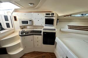 ZIG ZAG 33ft Grady White Yacht For Sale