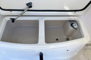 ZIG ZAG 33ft Grady White Yacht For Sale