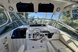 ZIG ZAG 33ft Grady White Yacht For Sale