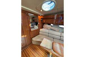 2007 Regal 3760 Sportyacht thumbnail 44