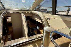 2011 Azimut 68S thumbnail 18