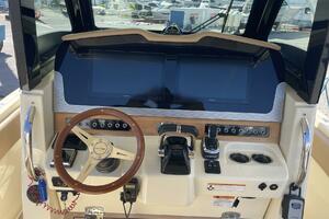 30ft Chris Craft Yacht For Sale