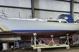Sophia 35ft C amp C Yacht For Sale