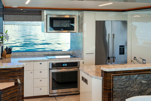 84FT (25.6M) OCEAN ALEXANDER