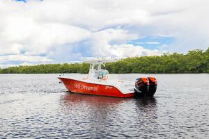 STILL DREAMIN 32ft Yellowfin Yacht For Sale
