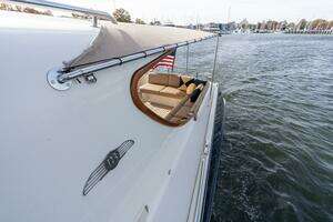 2016 Palm Beach Motor Yachts PB50 thumbnail 40