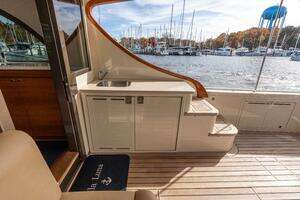 2016 Palm Beach Motor Yachts PB50 thumbnail 24