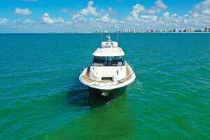 2023 Tiara Yachts EX 60 thumbnail 7