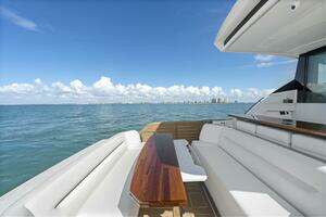 2023 Tiara Yachts EX 60 thumbnail 42