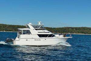 1994 Hatteras 48 Cockpit Motor Yacht thumbnail 1