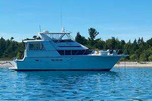 1994 Hatteras 48 Cockpit Motor Yacht thumbnail 2