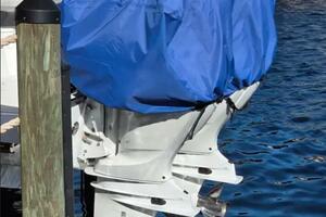 Fingers Crossed 28ft Cobalt Yacht For Sale