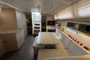 2022 Beneteau Oceanis 40.1 thumbnail 30