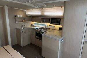 2022 Beneteau Oceanis 40.1 thumbnail 33