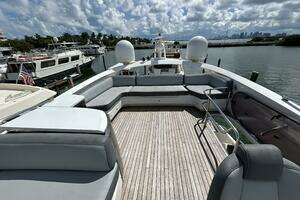 2014 Princess S72 thumbnail 32