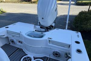 24ft Everglades Yacht For Sale