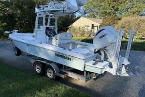 24ft Everglades Yacht For Sale