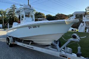 24ft Everglades Yacht For Sale