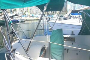 TAPESTRY 34ft Pacific Seacraft Yacht For Sale