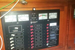 TAPESTRY 34ft Pacific Seacraft Yacht For Sale