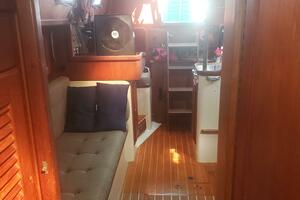 TAPESTRY 34ft Pacific Seacraft Yacht For Sale