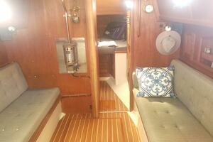 TAPESTRY 34ft Pacific Seacraft Yacht For Sale