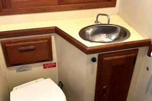 TAPESTRY 34ft Pacific Seacraft Yacht For Sale