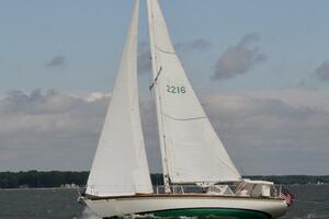 34ft Hinckley Yacht For Sale