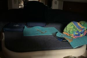 32ft Sea Ray Yacht For Sale
