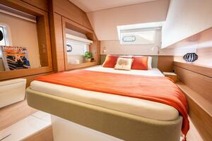 Bali 4.6 cabin interior