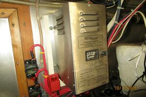 40' Kha Shing battery charger