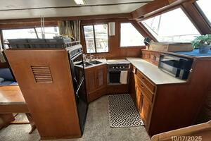 40' Kha Shing galley2