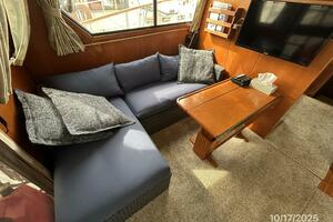 40' Kha Shing salon port seating