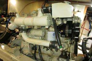 40' Kha Shing port main engine