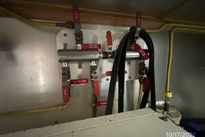 40' Kha Shing fuel manifold