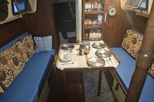 32ft Bayfield Yacht For Sale