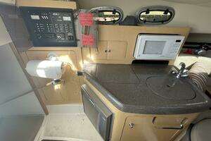 2001 Boston Whaler 285 Conquest thumbnail 22