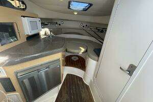 2001 Boston Whaler 285 Conquest thumbnail 16