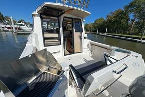 Channel Surfer 28ft Cutwater Yacht For Sale