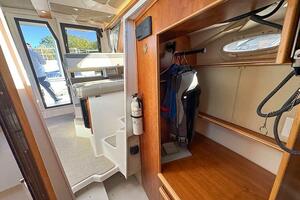 Channel Surfer 28ft Cutwater Yacht For Sale