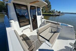Channel Surfer 28ft Cutwater Yacht For Sale