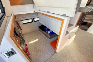 Channel Surfer 28ft Cutwater Yacht For Sale