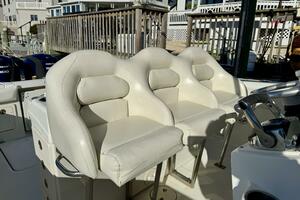 33ft Hydra Sports Yacht For Sale