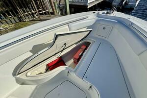 33ft Hydra Sports Yacht For Sale